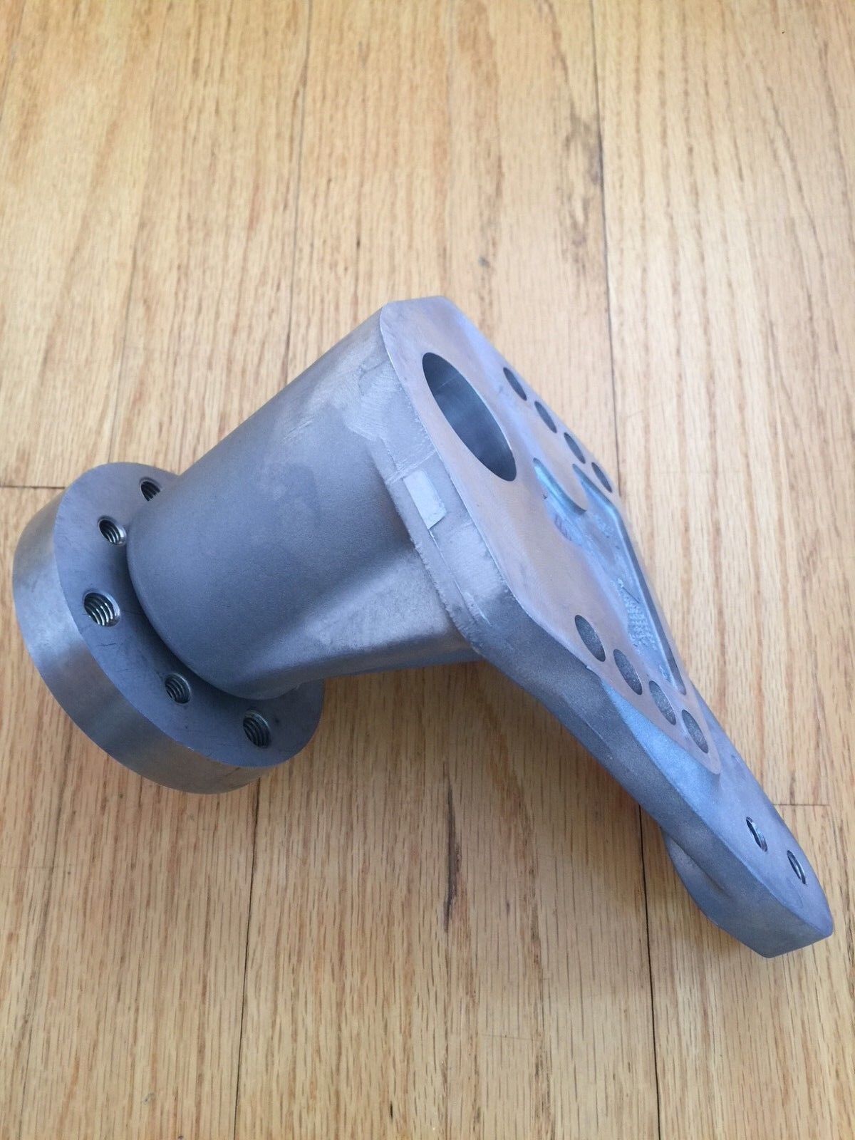 Fan Hub For Elgin Pelican Sweeper # 1033645-H