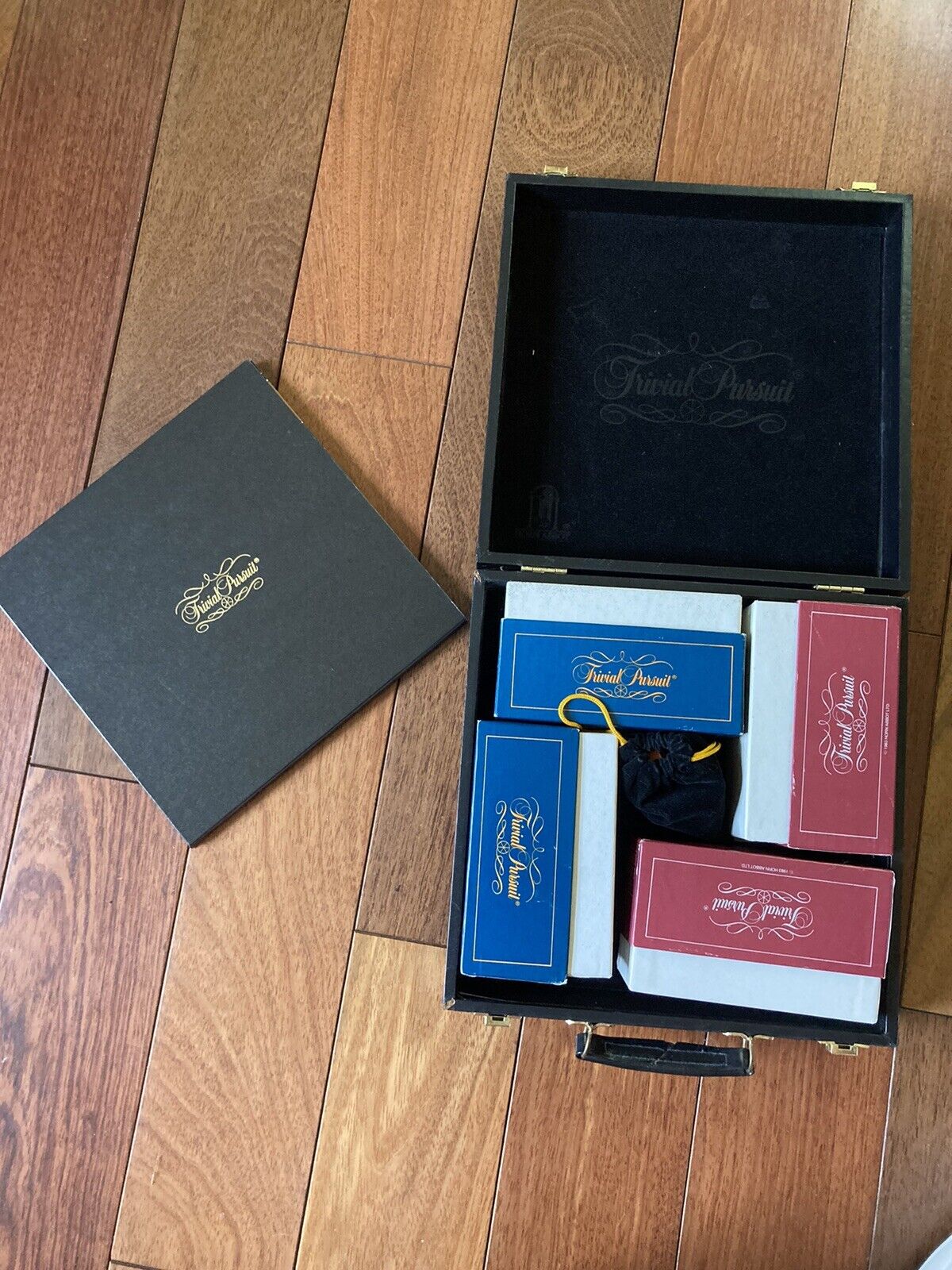 Trivial Pursuit Master Game Genus Edition 1981 Genius Trivia Original