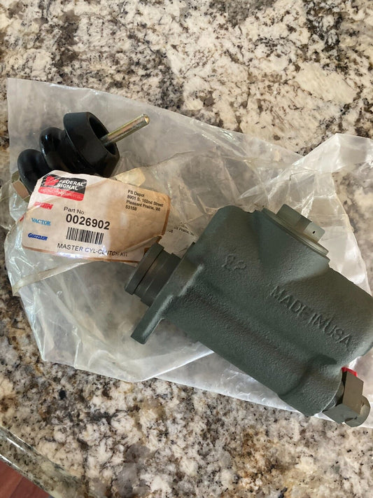 Master Cylinder for Elgin Sweeper 1036044 , 0026902