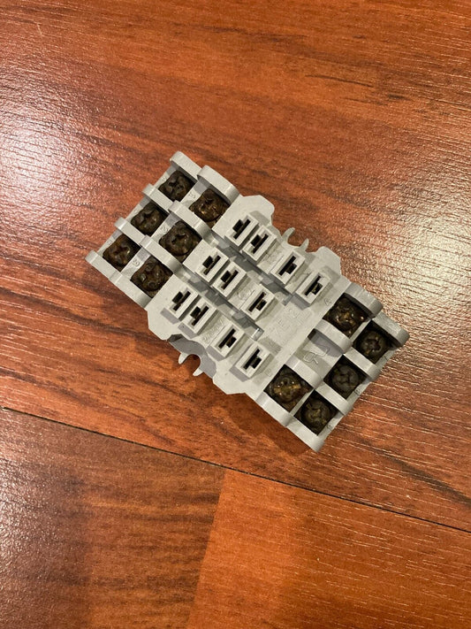 45721-30 Relay Base