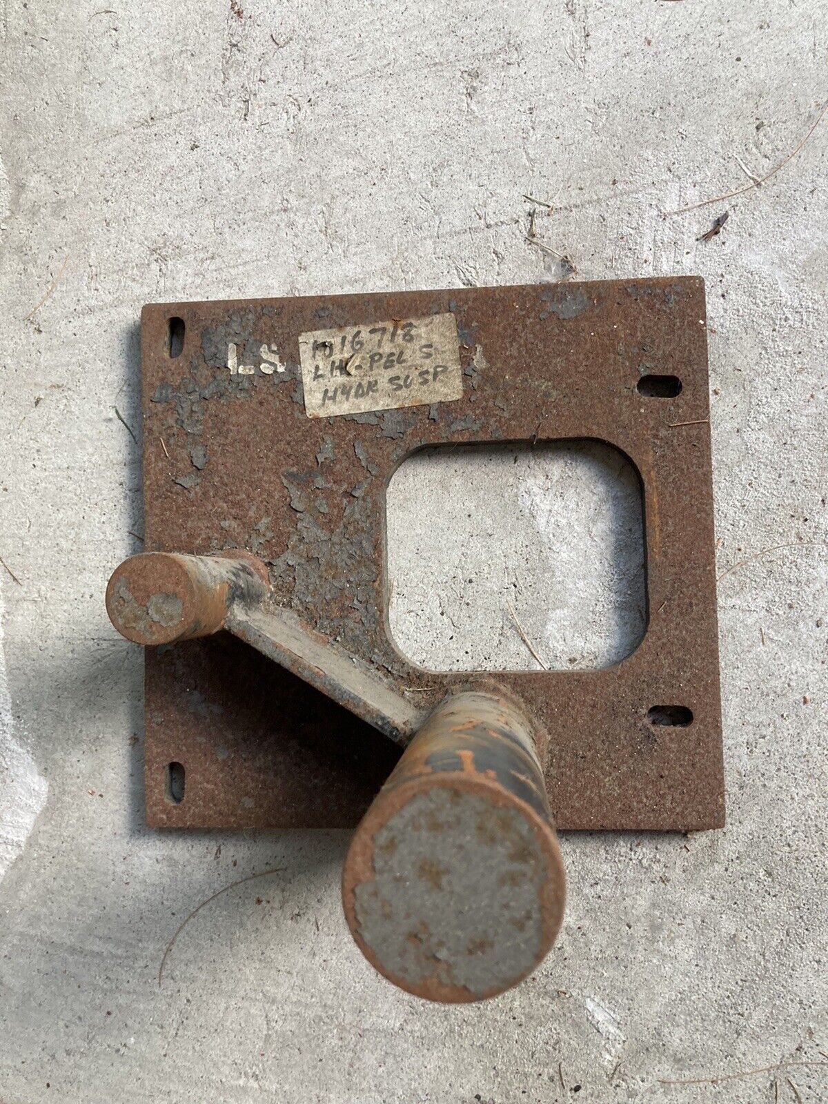 1016718 Elgin Sweeper Tow Bracket, LH